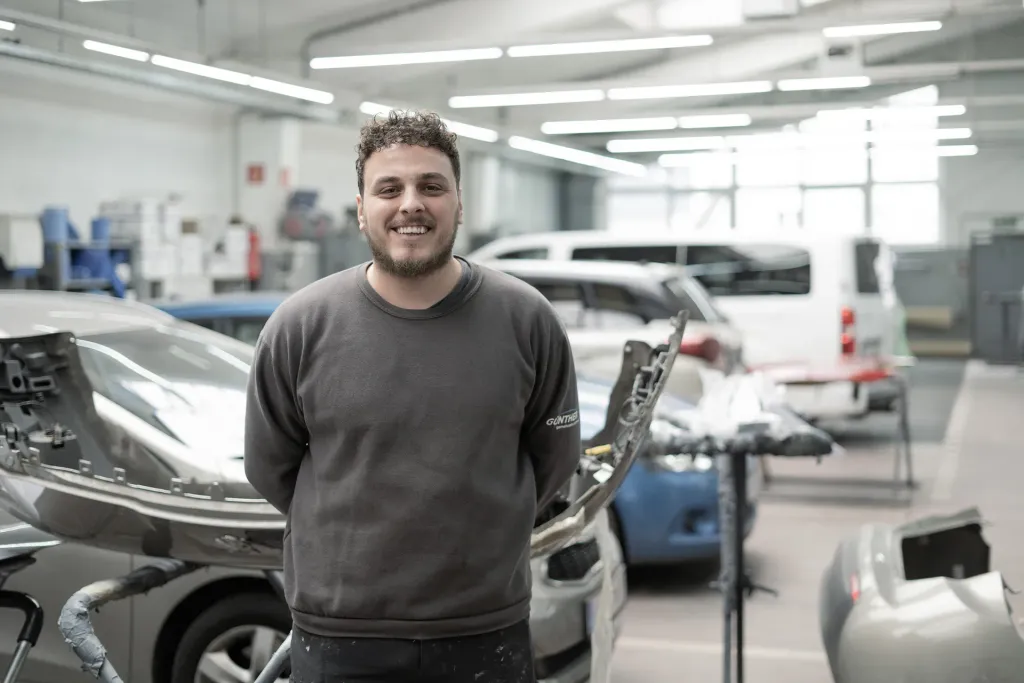 Kfz-Techniker von Auto Günther in der Werkstatt